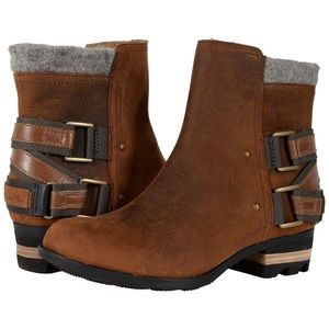 Sorel Lolla Brown Boots